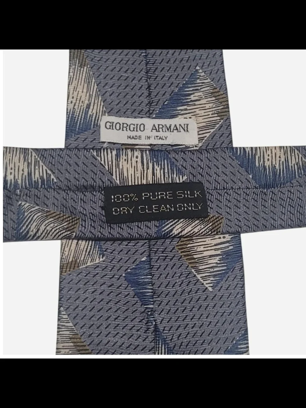 Giorgio Armani Gray Geometric Pattern 100% Silk Tie